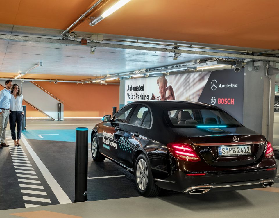 Autonomes Parken Level 4: Bosch und Daimler punkten im Parkhaus