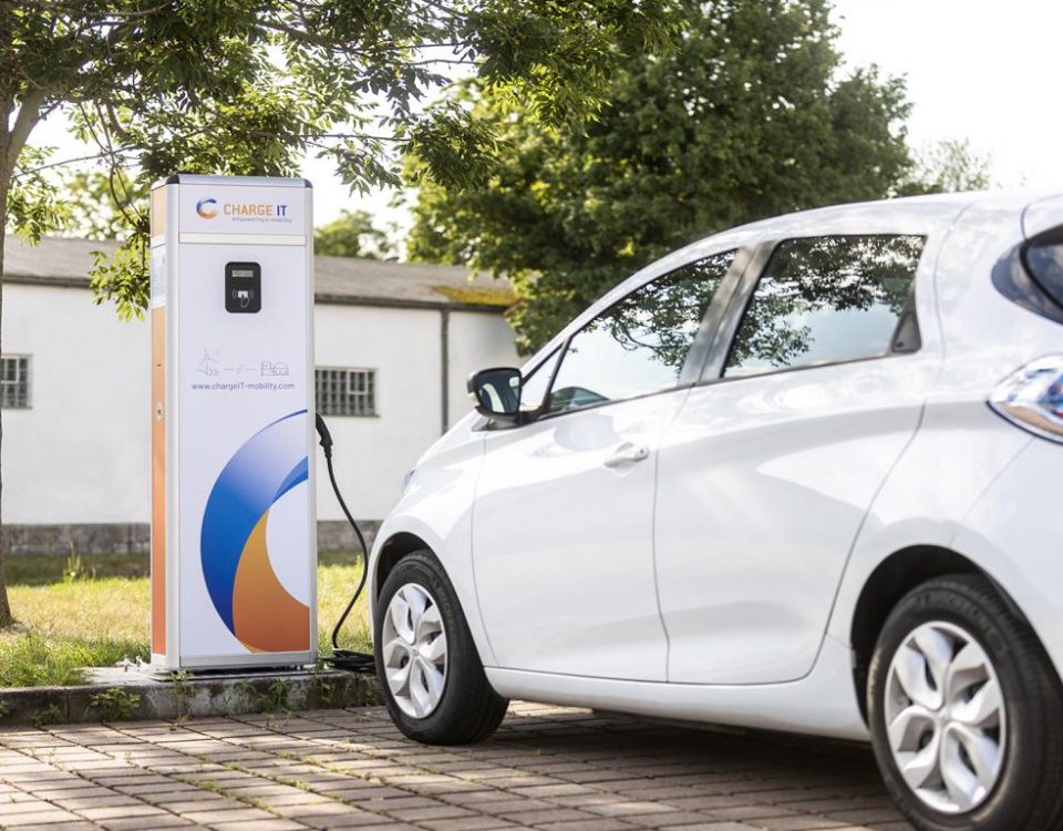 Eneco eMobility expandiert und übernimmt deutschen Anbieter chargeIT