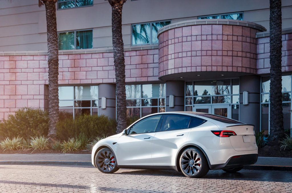 Montag Magazin: Teslas neuer E-Motor ohne Seltene Erden. Wind & Solar – Statistiken "noch und nöcher". Zulassungszahlen, D, F, EU & Welt im Sneak Preview